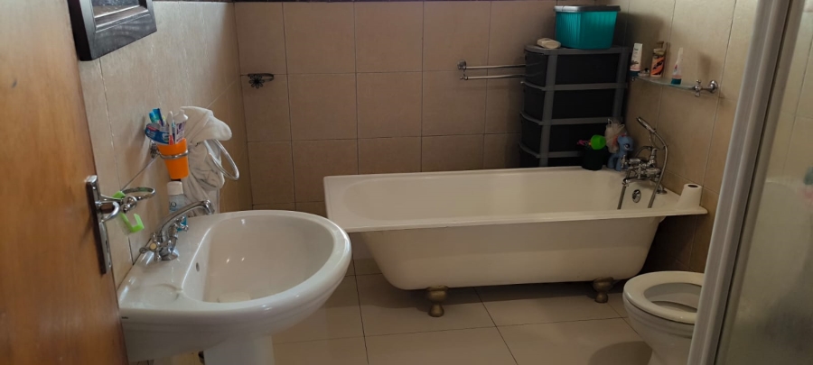 5 Bedroom Property for Sale in Crawford Western Cape